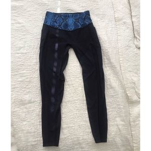 Lululemon all the right places 25" navy size 6